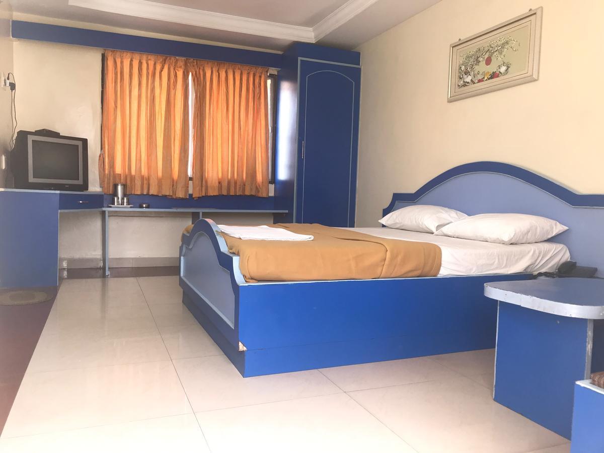 Sap Residency Hotel Tiruppur Buitenkant foto