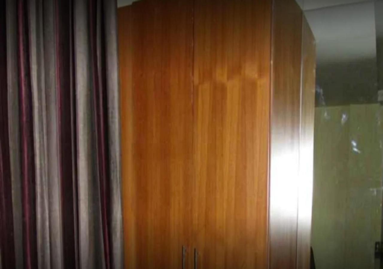 Sap Residency Hotel Tiruppur Buitenkant foto